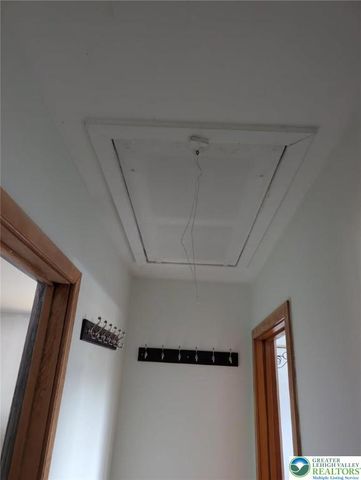 1440 Greenview Drive, Bethlehem City, PA 18018