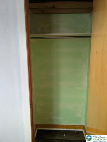 1440 Greenview Drive, Bethlehem City, PA 18018