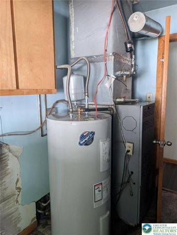 1440 Greenview Drive, Bethlehem City, PA 18018