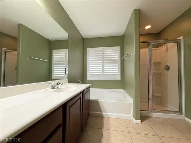 11833 Bussero Court, Las Vegas, NV 89138