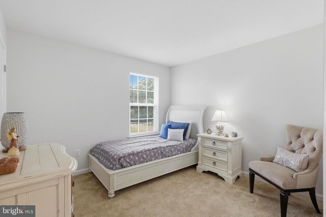 48 TROUT RIVER TER, Falling Waters, WV 25419