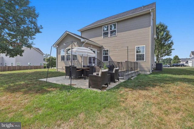 48 TROUT RIVER TER, Falling Waters, WV 25419