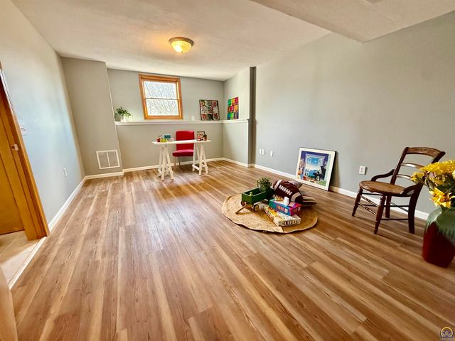 33124 W 87th Terr, De Soto, KS 66018