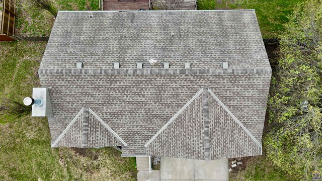 33124 W 87th Terr, De Soto, KS 66018