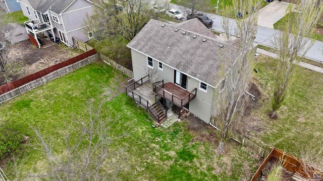 33124 W 87th Terr, De Soto, KS 66018