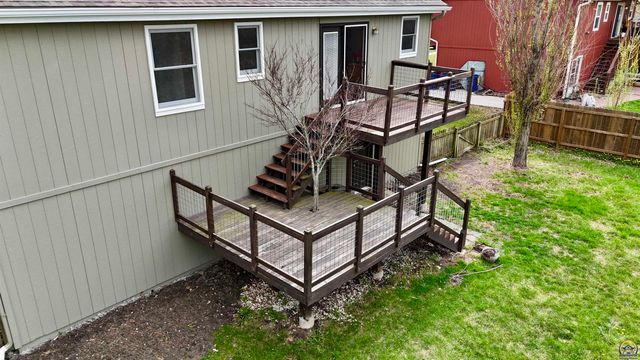33124 W 87th Terr, De Soto, KS 66018