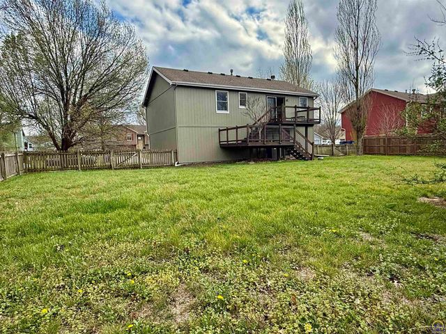 33124 W 87th Terr, De Soto, KS 66018