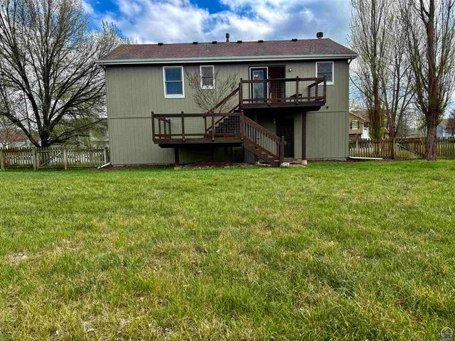 33124 W 87th Terr, De Soto, KS 66018