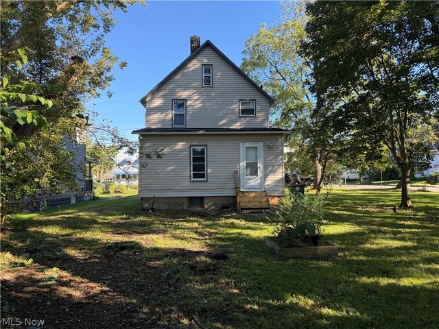 1218 Mcintosh Avenue, Akron, OH 44314