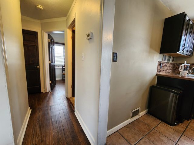 33988 Currier Street, Wayne, MI 48184