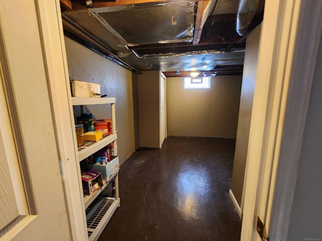 33988 Currier Street, Wayne, MI 48184