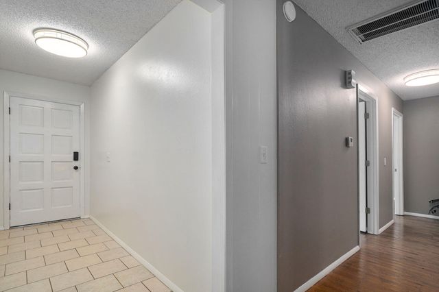2520 S Fort Avenue, Springfield, MO 65807