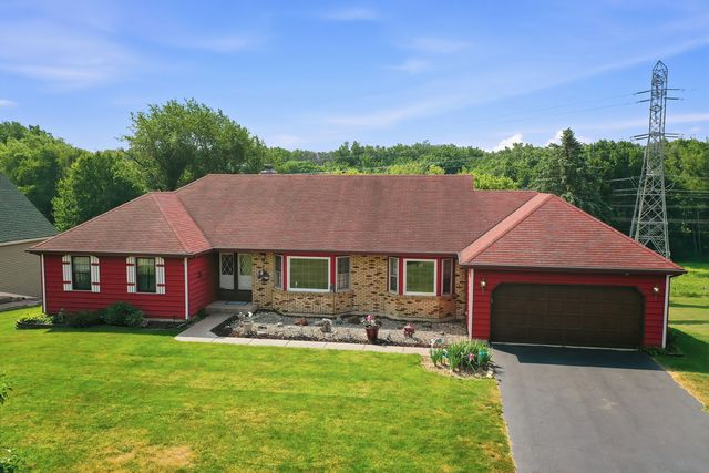 167 Burning Bush Trail, Crystal Lake, IL 60012