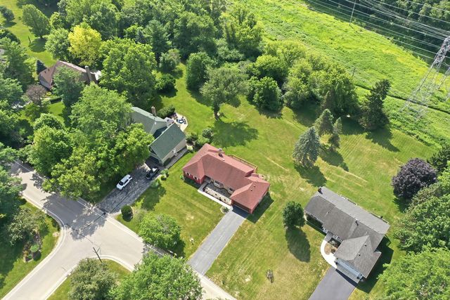 167 Burning Bush Trail, Crystal Lake, IL 60012
