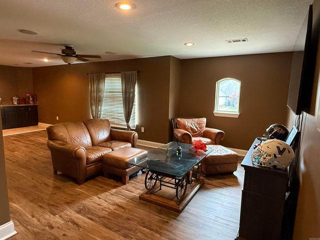 4920 Winged Foot, Jonesboro, AR 72405