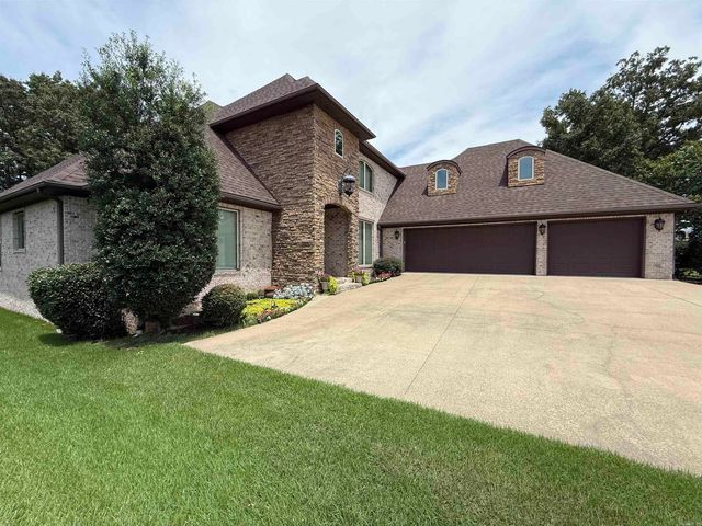 4920 Winged Foot, Jonesboro, AR 72405