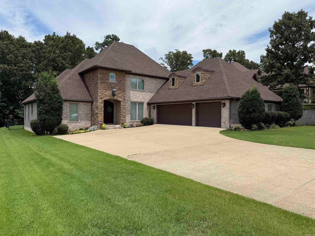 4920 Winged Foot, Jonesboro, AR 72405