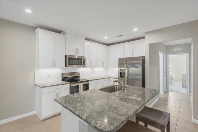 18261 TURNING LEAF CIRCLE, Land O Lakes, FL 34638