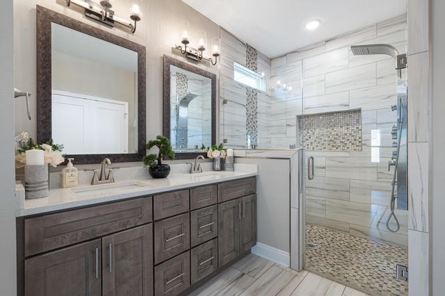 10 Lucky Lane, Mary Esther, FL 32569