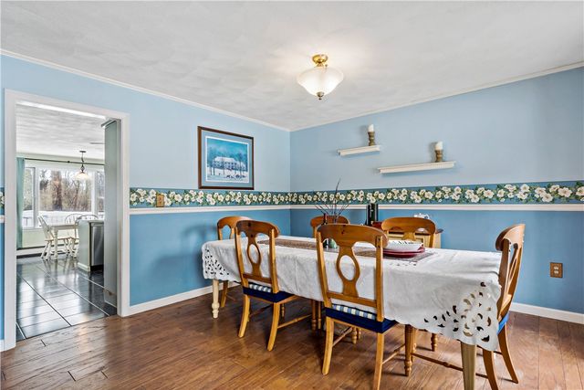 32 Starr Drive W, Narragansett, RI 02882