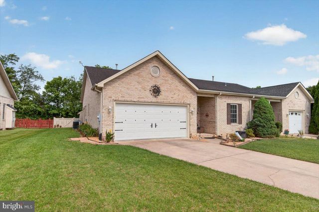 1222 WHITE ROCK CT, Woodstock, VA 22664