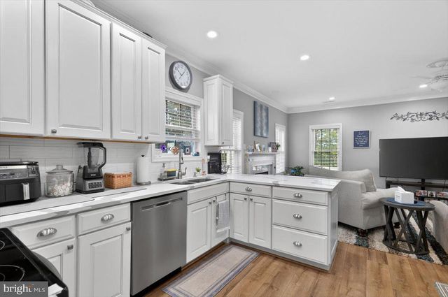 1222 WHITE ROCK CT, Woodstock, VA 22664