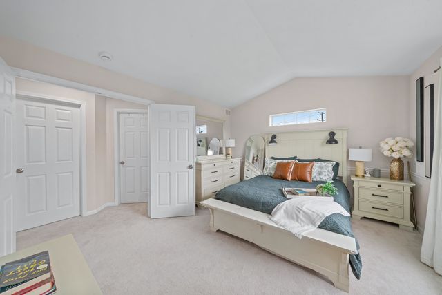 609 Plymouth Court, Oswego, IL 60543