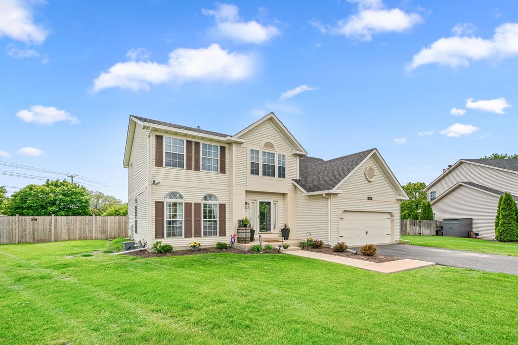 609 Plymouth Court, Oswego, IL 60543