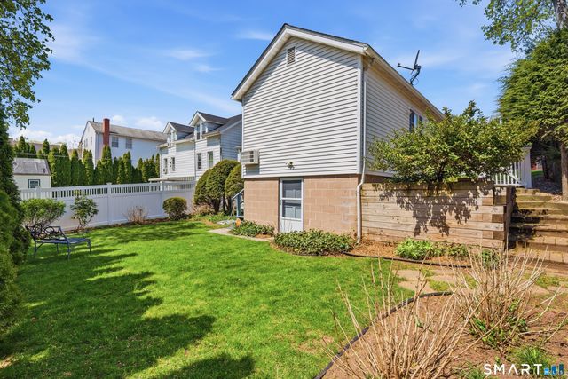 29 Warwick Street, Middletown, CT 06457