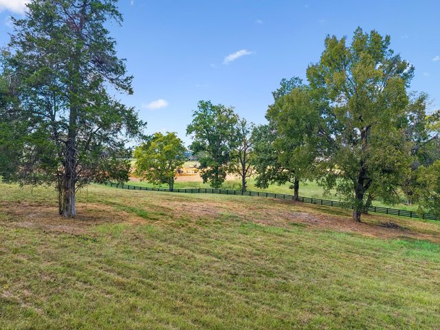 1025 Tulloss Rd, Franklin, TN 37067