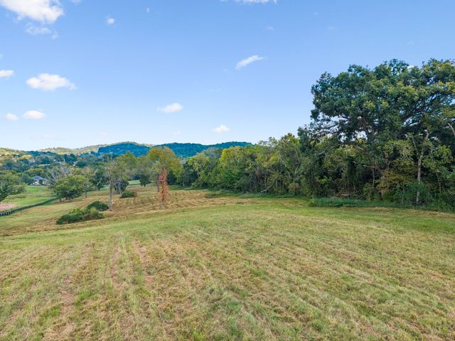 1025 Tulloss Rd, Franklin, TN 37067