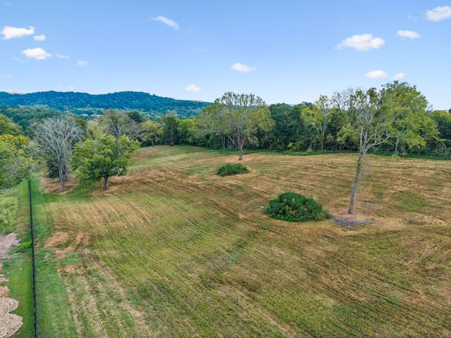 1025 Tulloss Rd, Franklin, TN 37067
