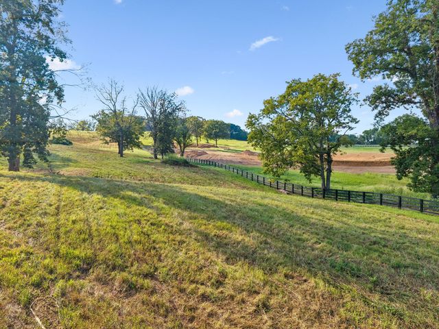 1025 Tulloss Rd, Franklin, TN 37067