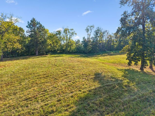 1025 Tulloss Rd, Franklin, TN 37067