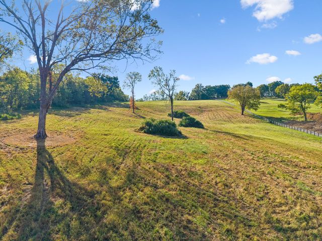 1025 Tulloss Rd, Franklin, TN 37067