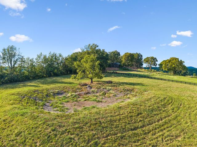 1025 Tulloss Rd, Franklin, TN 37067