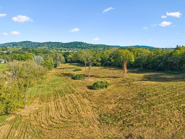 1025 Tulloss Rd, Franklin, TN 37067