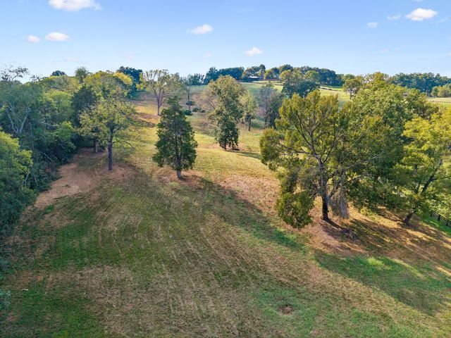 1025 Tulloss Rd, Franklin, TN 37067
