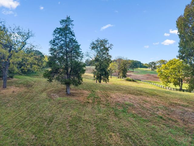 1025 Tulloss Rd, Franklin, TN 37067