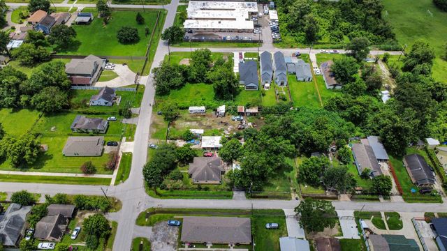 4331 Denmark Street, Houston, TX 77016