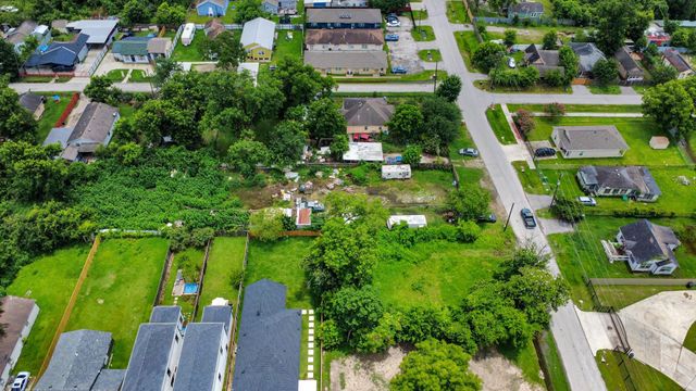 4331 Denmark Street, Houston, TX 77016