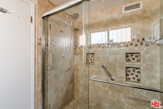 4837 Round Top Drive, Los Angeles, CA 90065