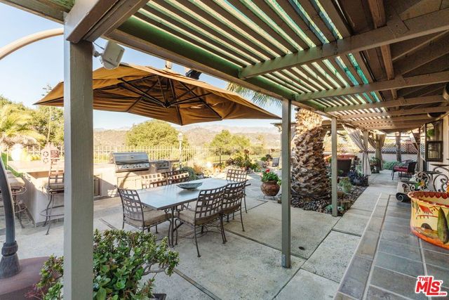 4837 Round Top Drive, Los Angeles, CA 90065