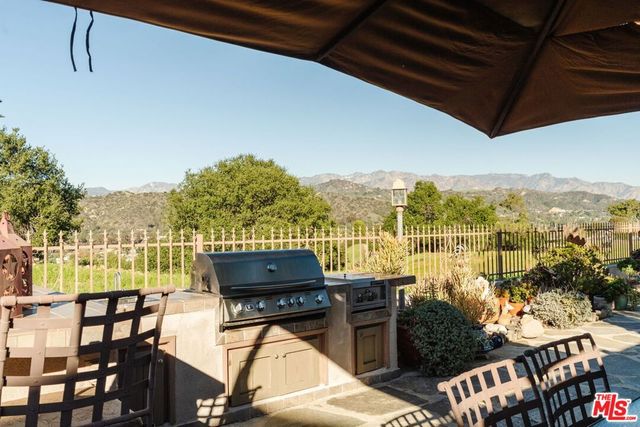 4837 Round Top Drive, Los Angeles, CA 90065