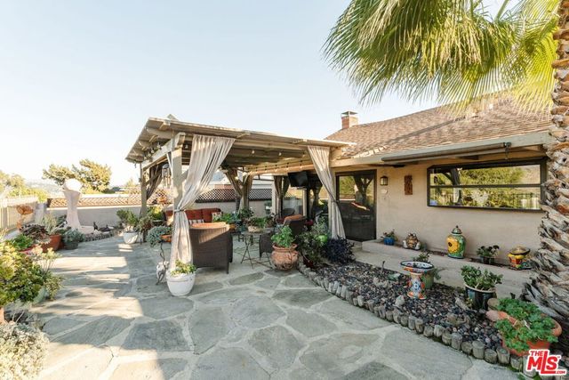 4837 Round Top Drive, Los Angeles, CA 90065