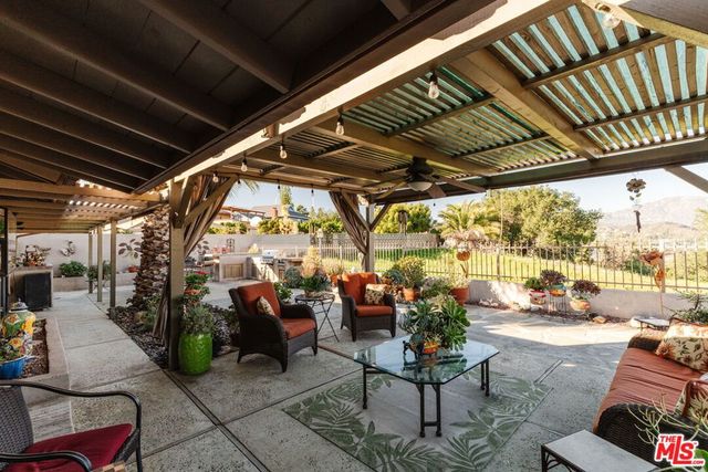 4837 Round Top Drive, Los Angeles, CA 90065