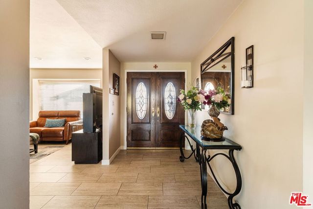 4837 Round Top Drive, Los Angeles, CA 90065