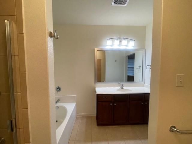 8739 Leclaire Meadow Drive, Humble, TX 77338