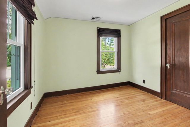 35229 Atlas Street, Romulus, MI 48174