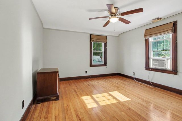 35229 Atlas Street, Romulus, MI 48174